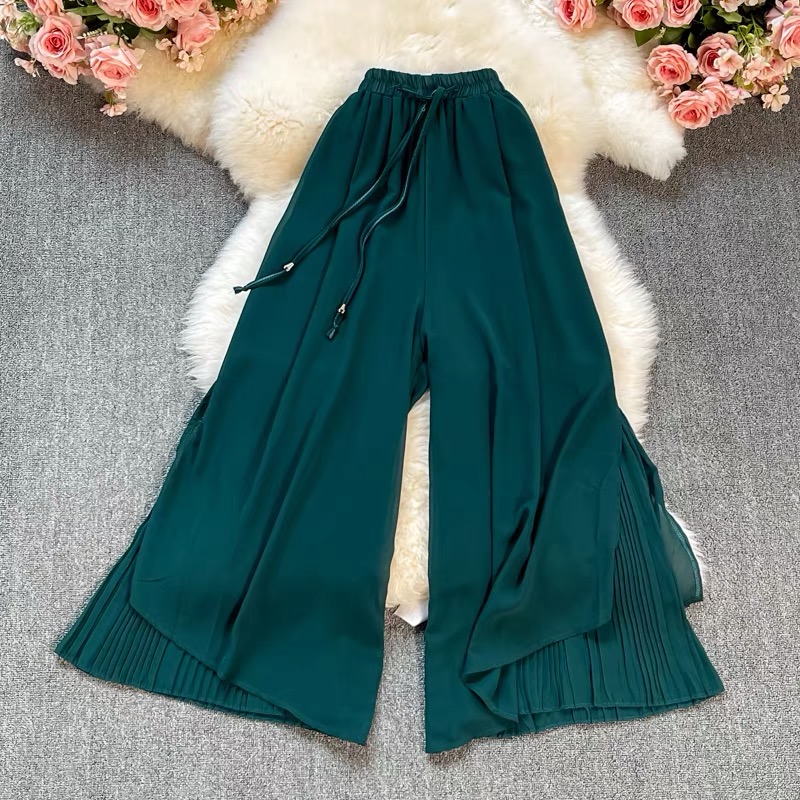 Future work goals flay pants CP4 images